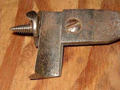 描述: D:\- User Folders -\- Sys\Desktop\新增資料夾\300px-Adjustable_drill_bit_closeup.jpg